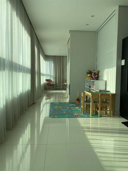 Apartamento para alugar com 3 quartos, 148m² - Foto 11