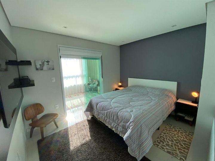 Apartamento para alugar com 3 quartos, 148m² - Foto 30