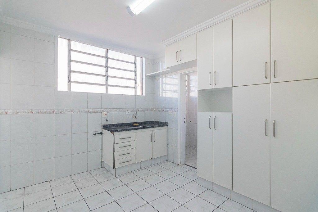 Apartamento para alugar com 4 quartos, 140m² - Foto 13