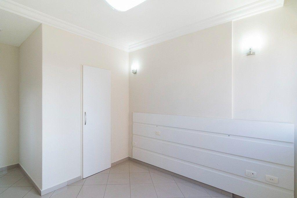 Apartamento para alugar com 4 quartos, 140m² - Foto 21