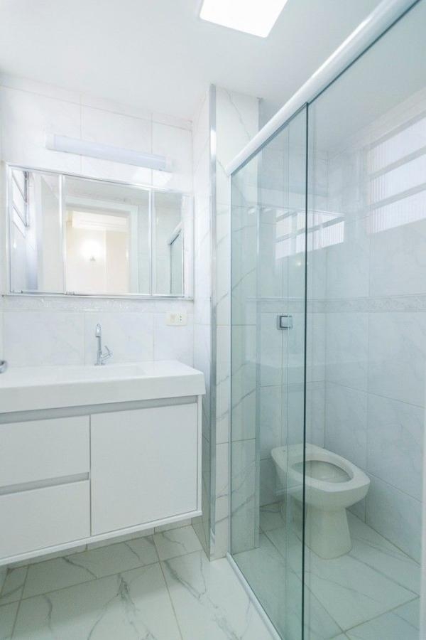 Apartamento para alugar com 4 quartos, 140m² - Foto 28
