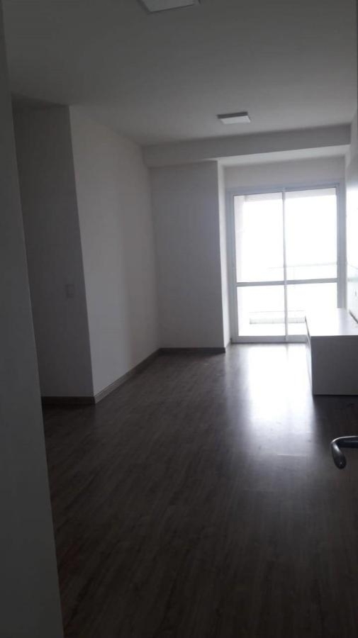 Apartamento para alugar com 2 quartos, 75m² - Foto 8