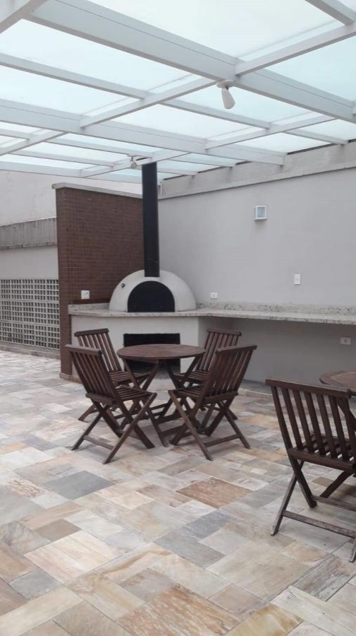Apartamento para alugar com 2 quartos, 75m² - Foto 15