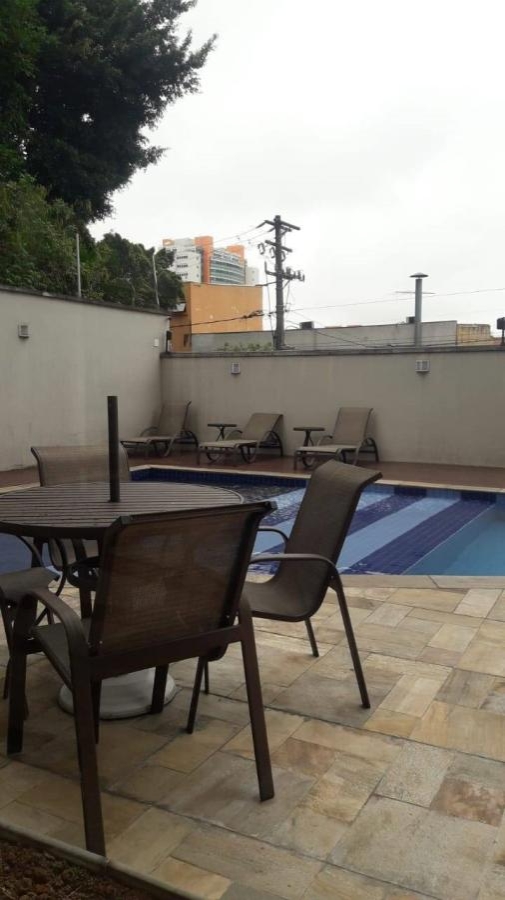 Apartamento para alugar com 2 quartos, 75m² - Foto 22