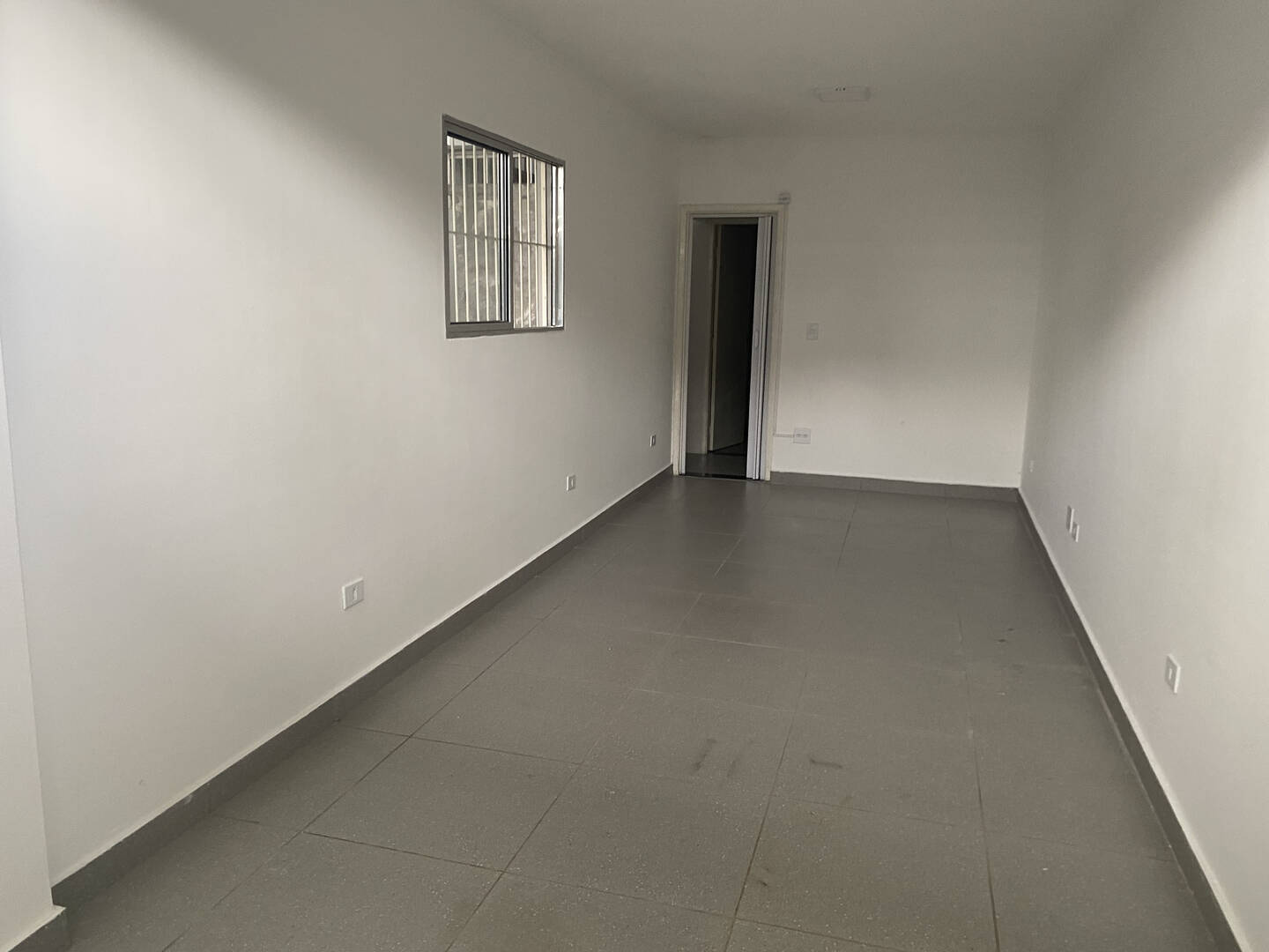Prédio Inteiro para alugar, 188m² - Foto 23