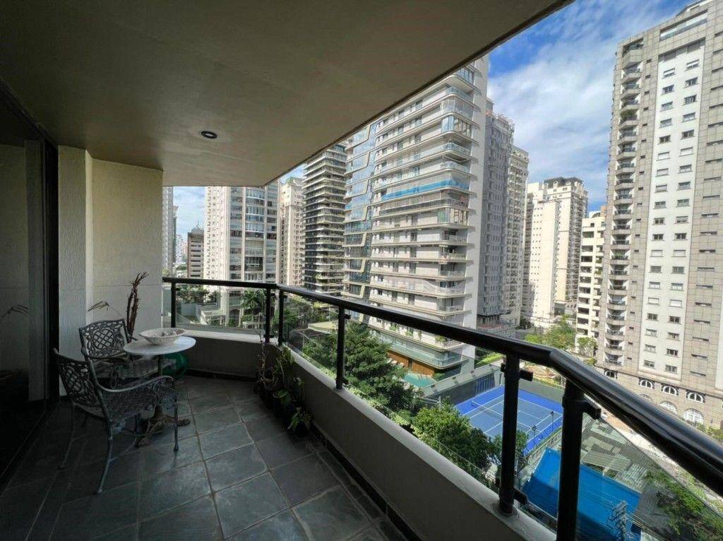 Apartamento, 4 quartos, 220 m² - Foto 11