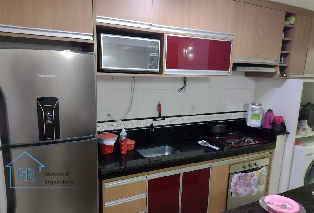 Apartamento à venda com 3 quartos, 80m² - Foto 1