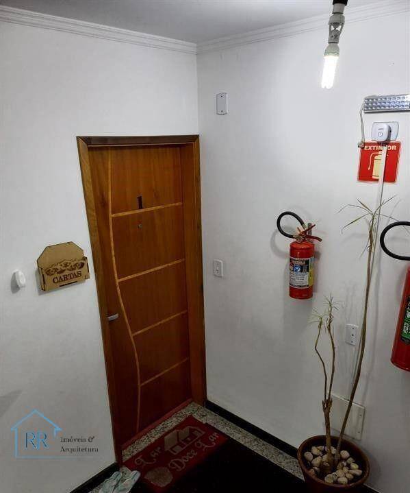 Apartamento à venda com 3 quartos, 80m² - Foto 22