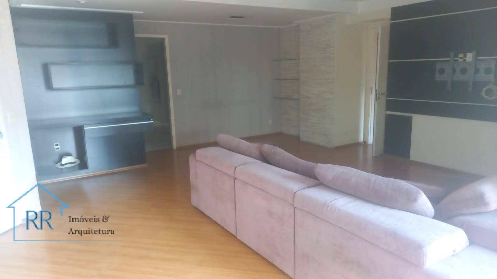 Apartamento para alugar com 3 quartos, 122m² - Foto 2