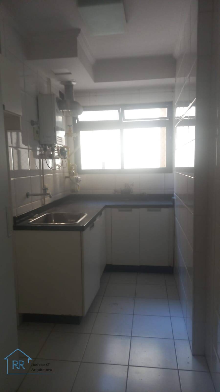 Apartamento para alugar com 3 quartos, 122m² - Foto 12