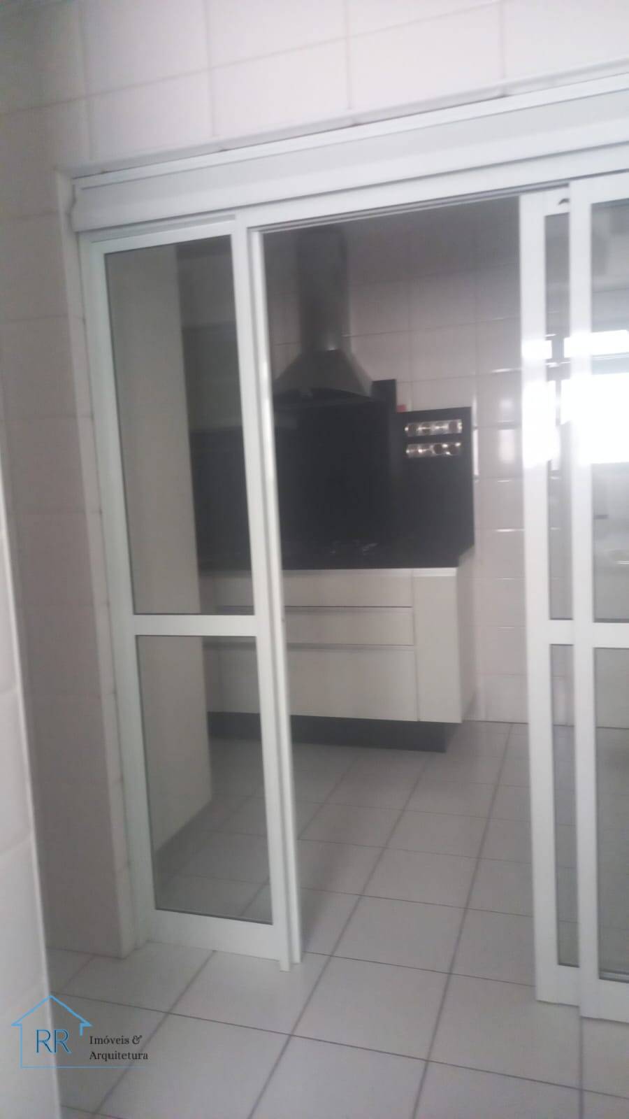 Apartamento para alugar com 3 quartos, 122m² - Foto 18