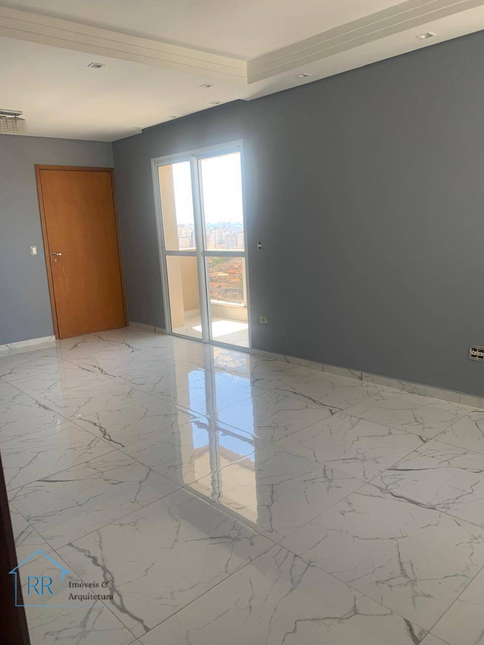 Apartamento para alugar com 3 quartos, 90m² - Foto 1