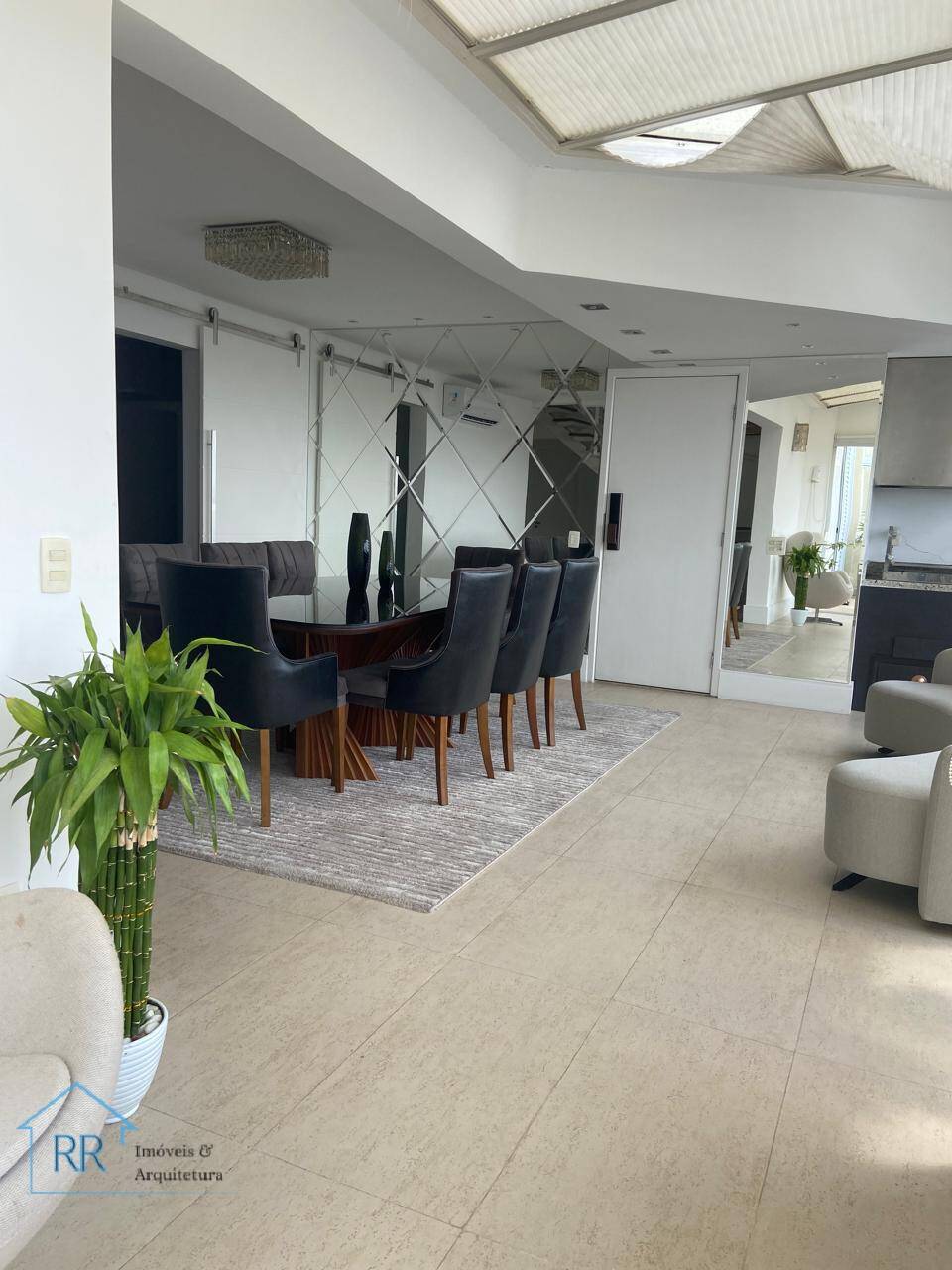 Cobertura para alugar com 3 quartos, 227m² - Foto 5