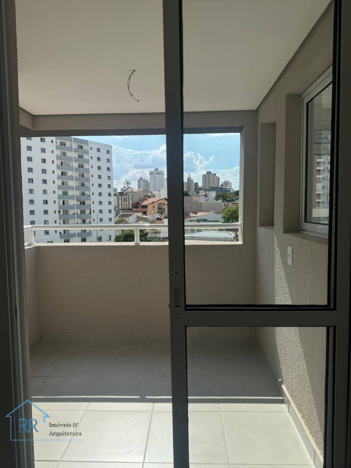 Apartamento para alugar com 2 quartos, 58m² - Foto 4
