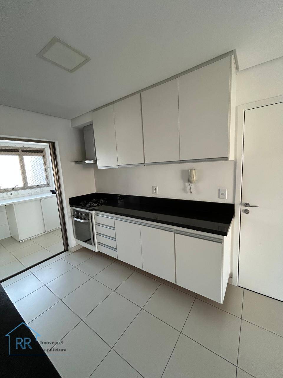 Apartamento para alugar com 4 quartos, 175m² - Foto 10