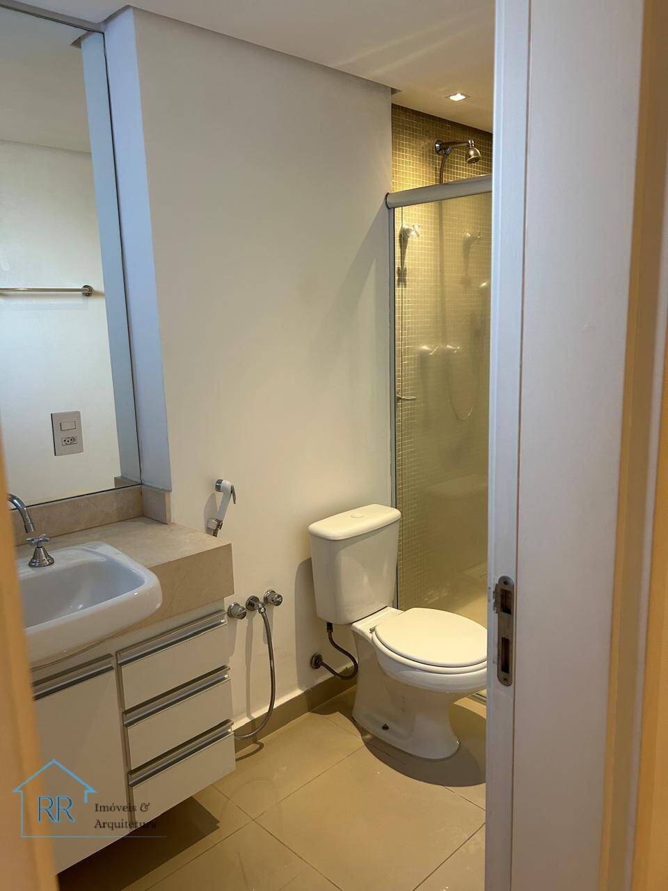 Apartamento para alugar com 4 quartos, 175m² - Foto 24