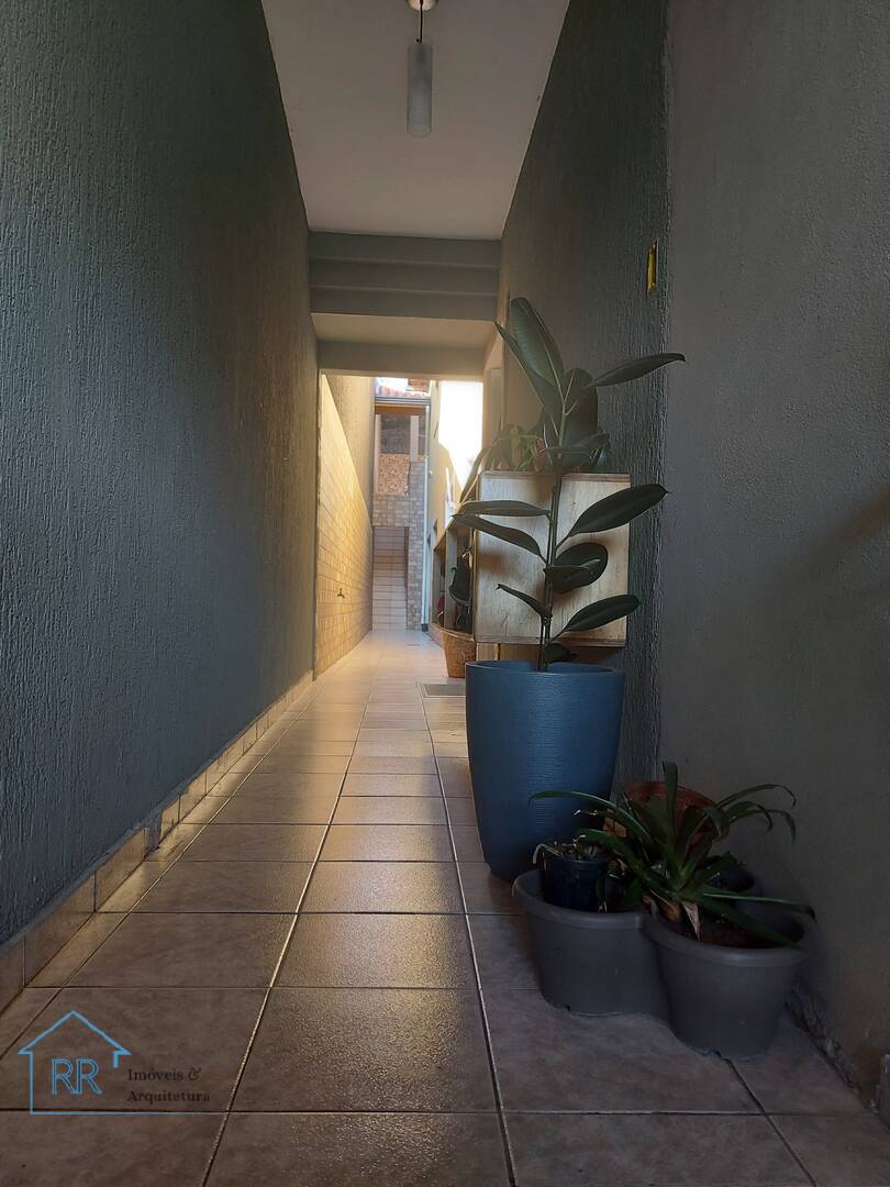 Casa, 3 quartos, 221 m² - Foto 38