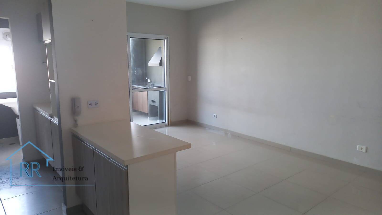 Apartamento para alugar com 2 quartos, 80m² - Foto 1