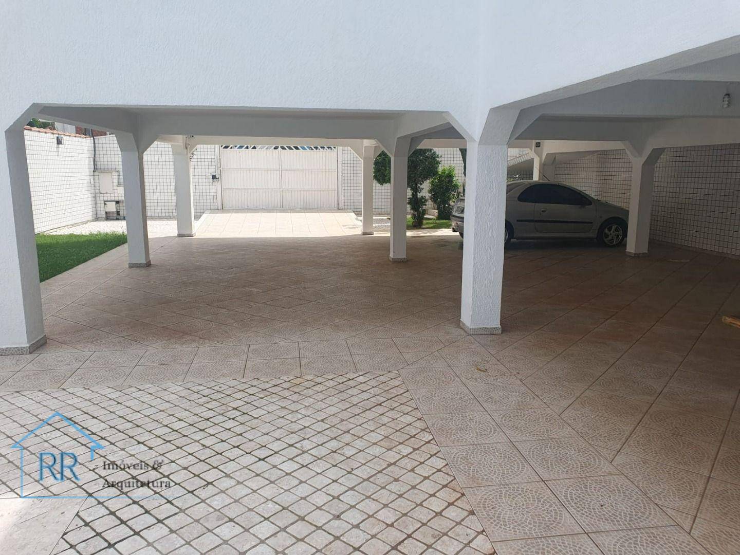 Sobrado para alugar com 3 quartos, 306m² - Foto 35
